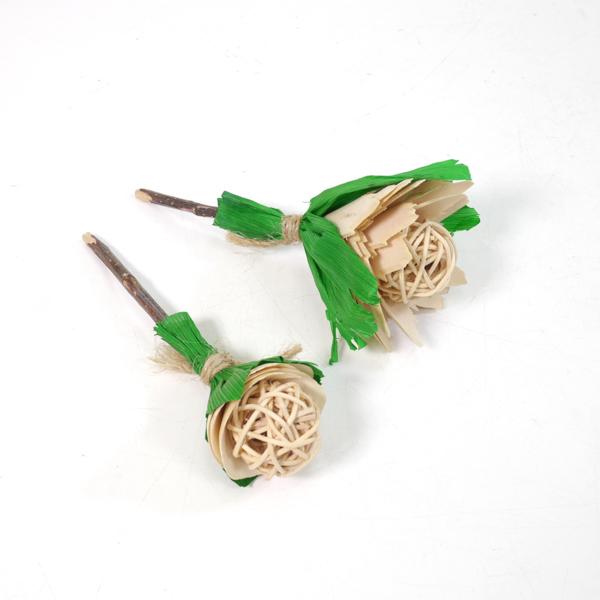 Rosewood  Boredom Breaker Small Animal Apple Stick Roses Toy/Treat